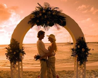 Couple wedding on a beach